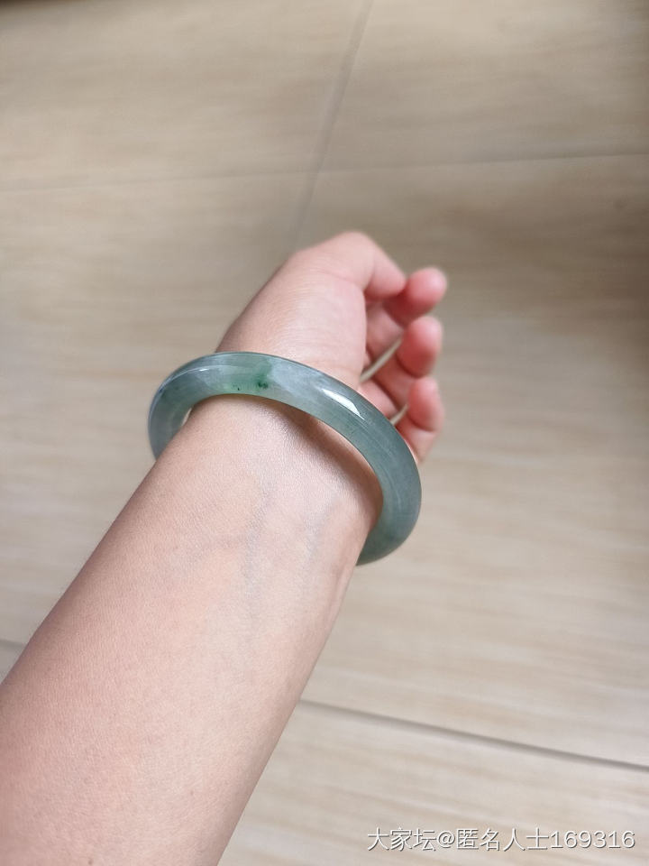 坛友们，好看吗_手镯翡翠