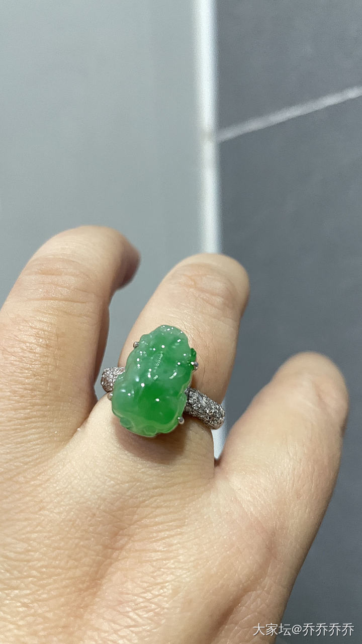 翡翠变种了_戒指翡翠