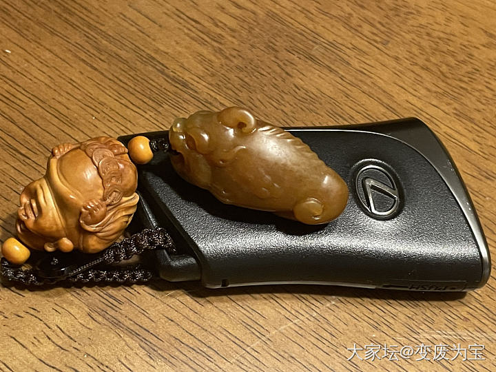 黄沁籽料放个几年西施变东施_和田玉