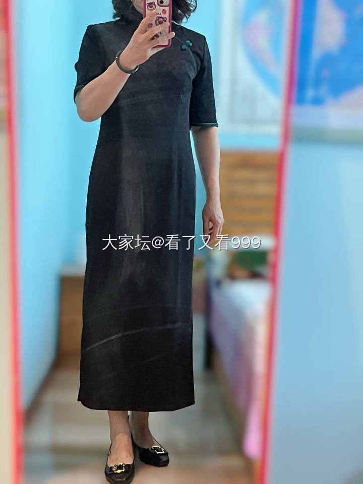姐妹们帮我来选选_穿搭