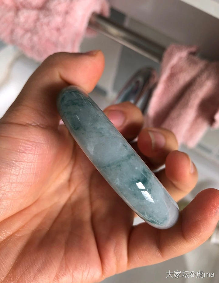 一冲动拿了一对毛货镯子_翡翠