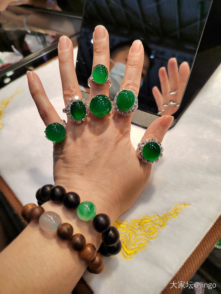 今年的上海展_展会翡翠