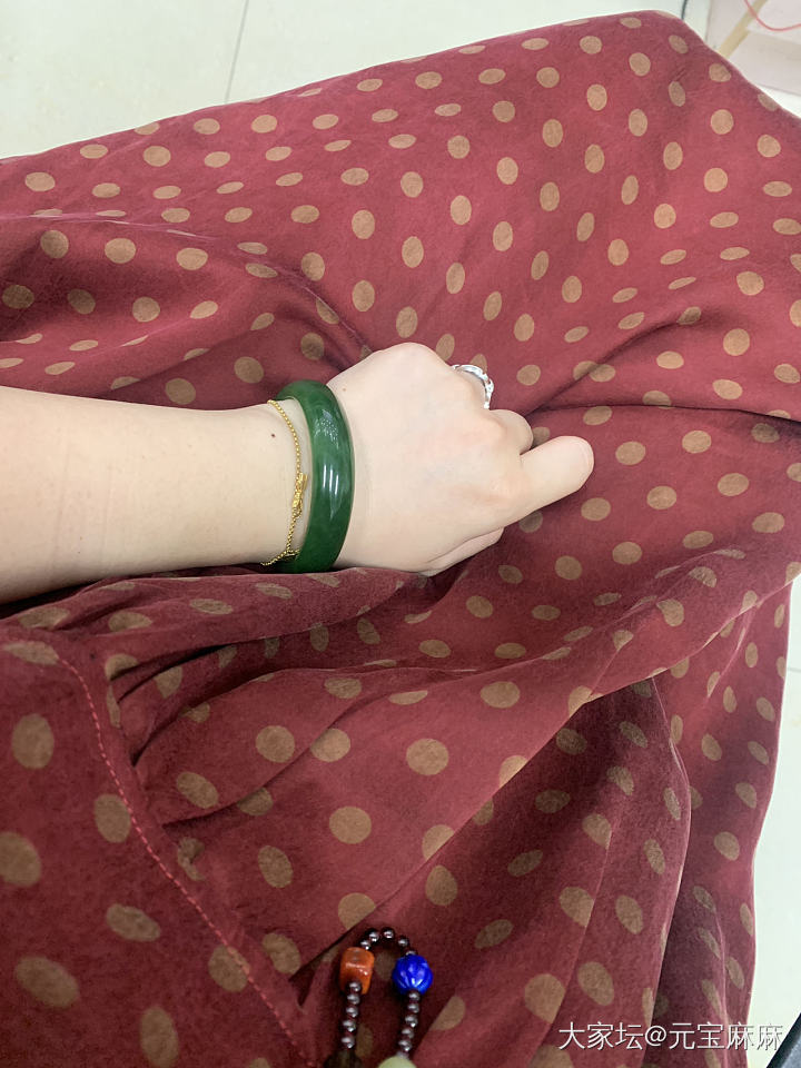 你们好看的夏天衣服都哪里买的？_穿搭