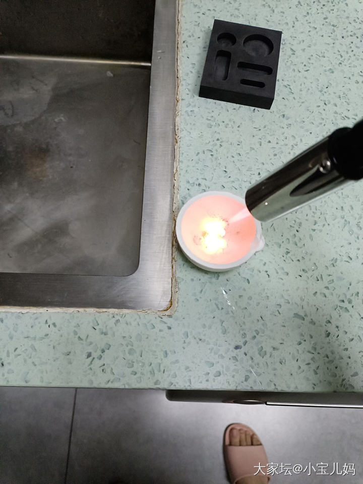 我不觉得靠手艺吃饭很丢人_金工