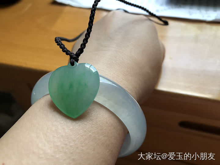 一镯一佩_手镯吊坠翡翠