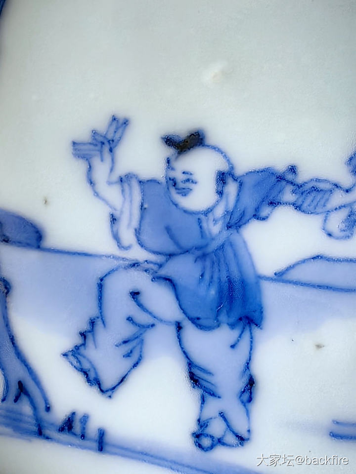 两个版本的三娘教子，你能区分出年代吗_陶瓷