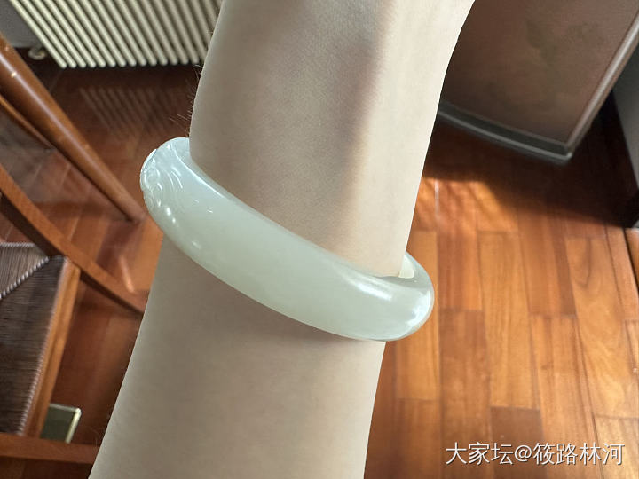 原来这就是左拥右抱的感觉嘛_手镯和田玉