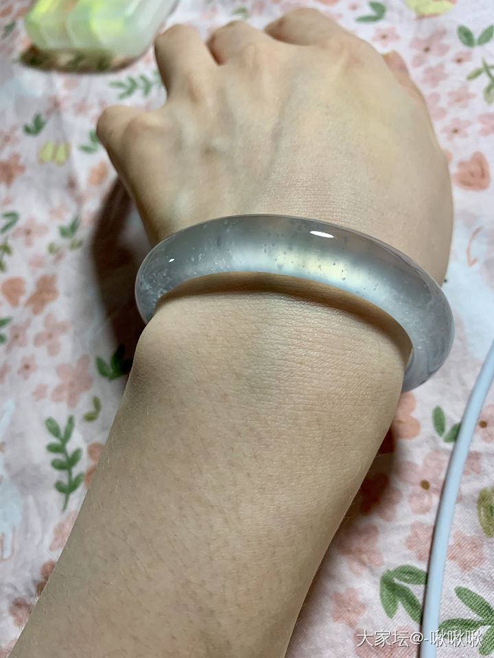 想看看姐妹们的镯子_翡翠