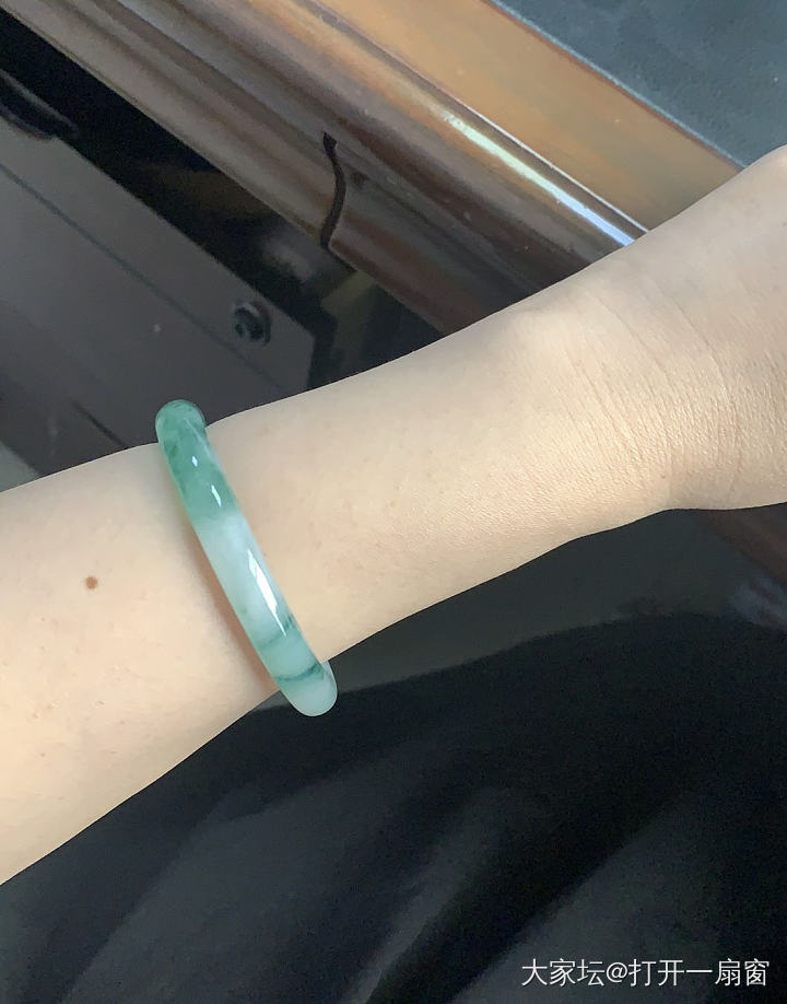 想看看姐妹们的镯子_翡翠