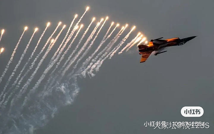 且末真的太好搓了，越夜越美丽_和田玉
