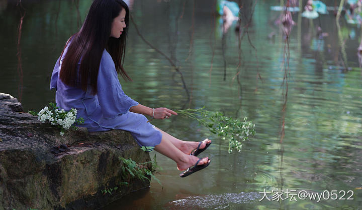 被暴雨淋傻了_穿搭闲聊