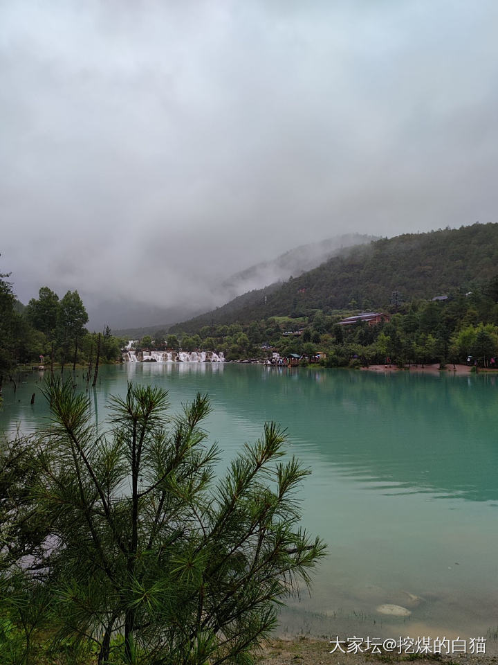 雨中蓝月谷和云杉坪_景色