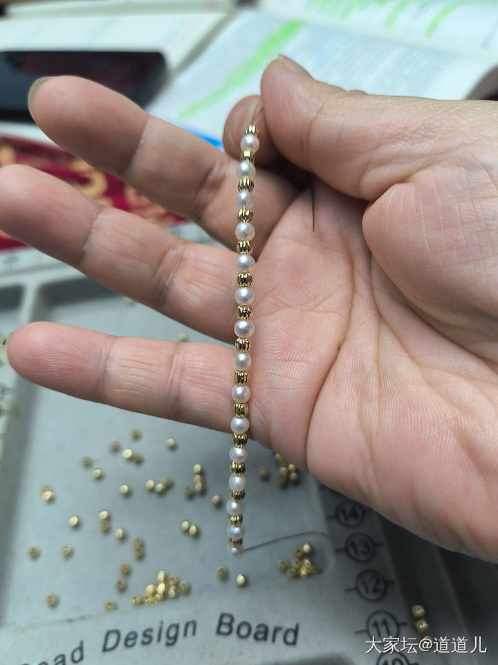 有没有珍珠diy的展示啊 买了一些珍珠想自己做 手不巧想看看大家做的_珍珠