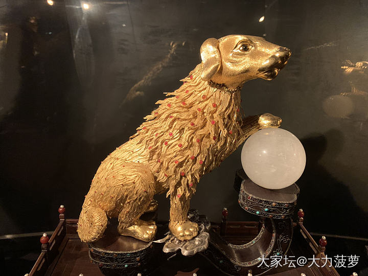 飘过深圳珠宝博物馆💎_博物馆翡翠