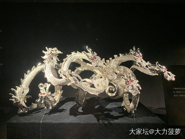 飘过深圳珠宝博物馆💎_博物馆翡翠