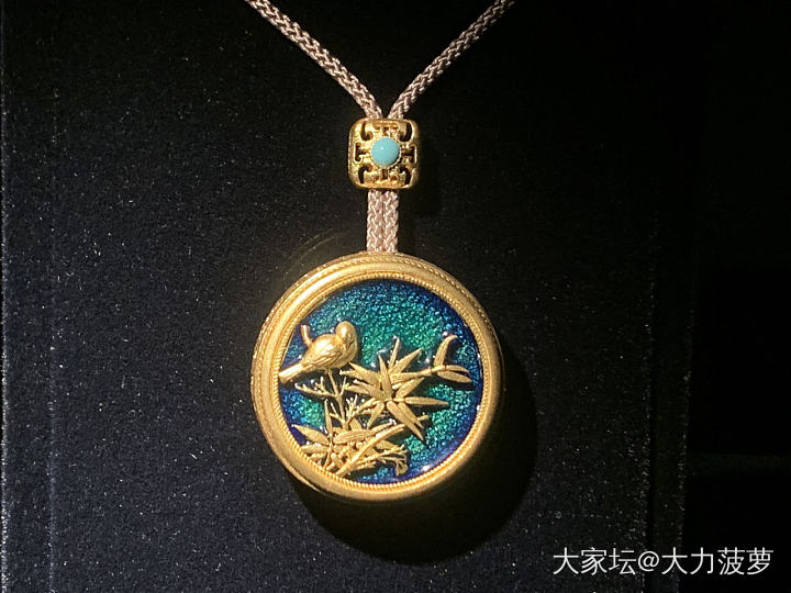 飘过深圳珠宝博物馆💎_博物馆翡翠