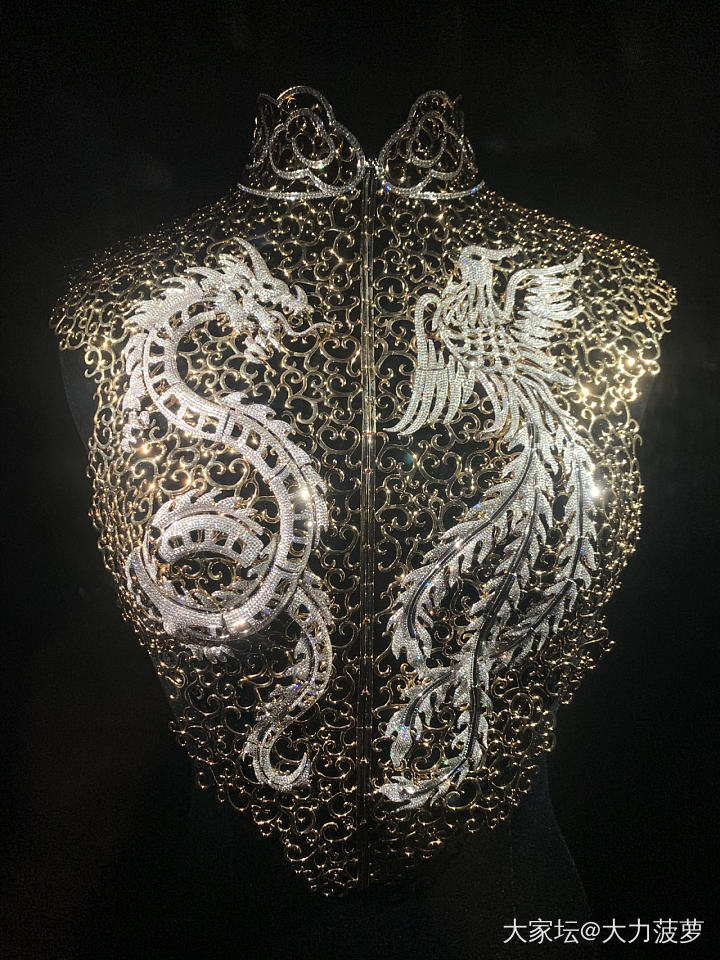 飘过深圳珠宝博物馆💎_博物馆翡翠