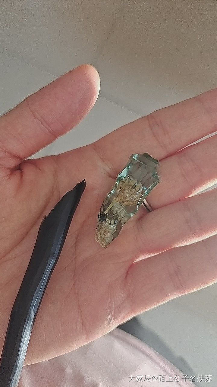 大清早的，心在滴血……_簪子