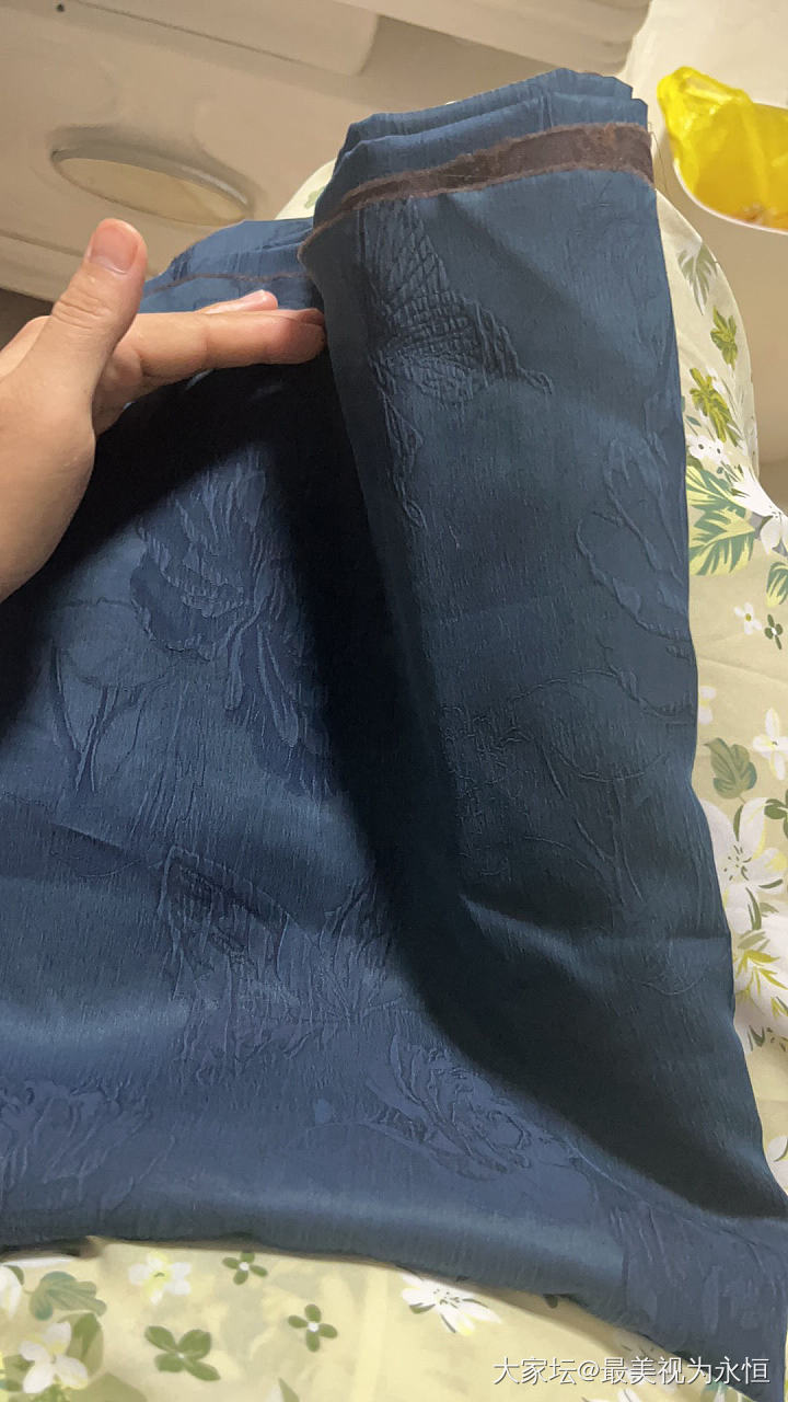 对香云纱的喜爱很深刻_穿搭