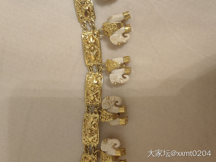 那一年东南亚还是旅游胜地，我得了一条美丽的金手链_手链金