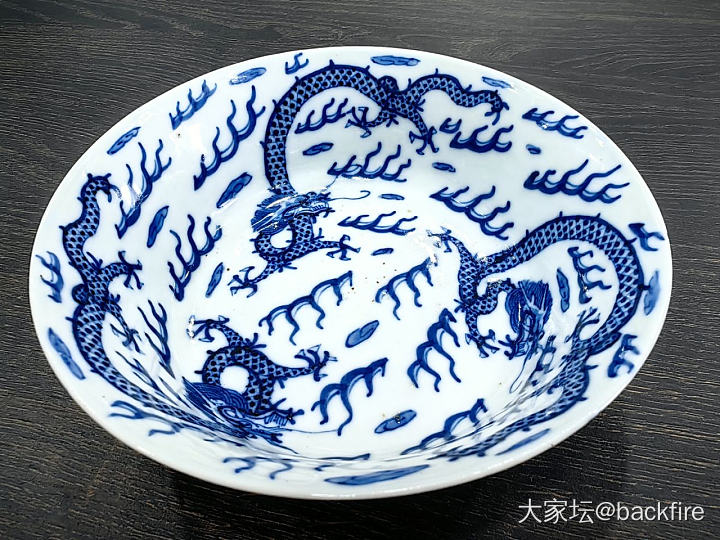 龙纹小碗_陶瓷