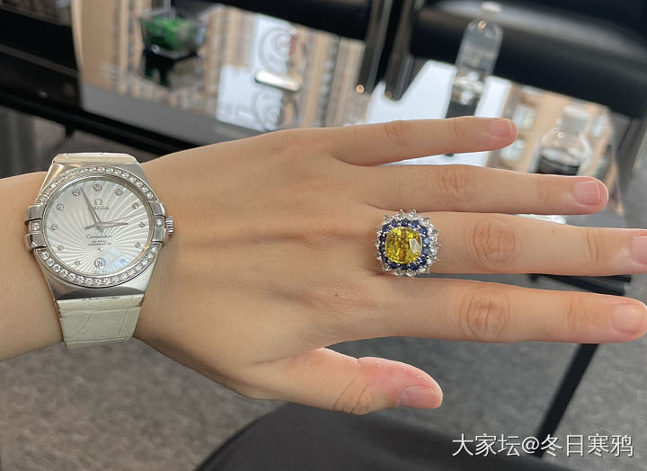 听说黄色宝石招财_蓝宝石