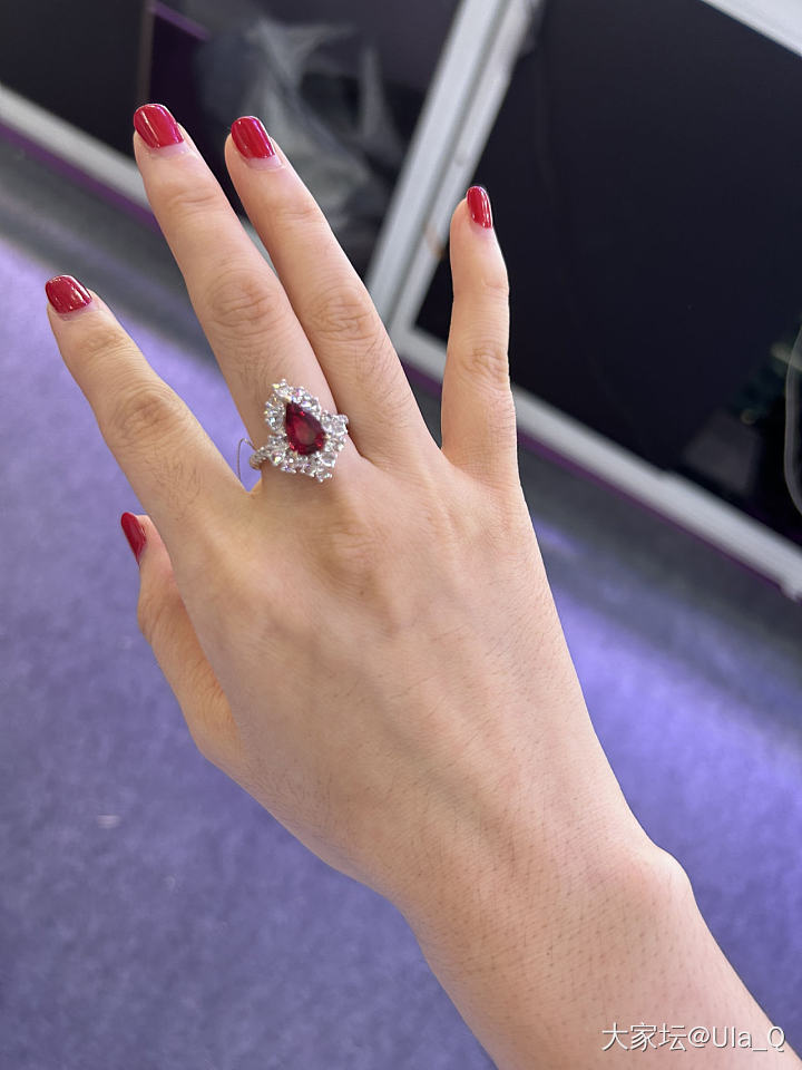 八月上海珠宝展二刷，红宝石戒指太难选_戒指红宝石