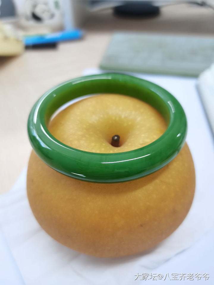 碧玉出仙图_碧玉吊坠手镯和田玉