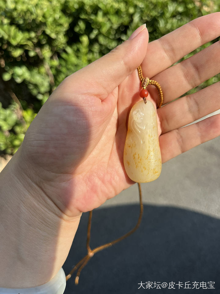 梦中情荷来啦_和田玉