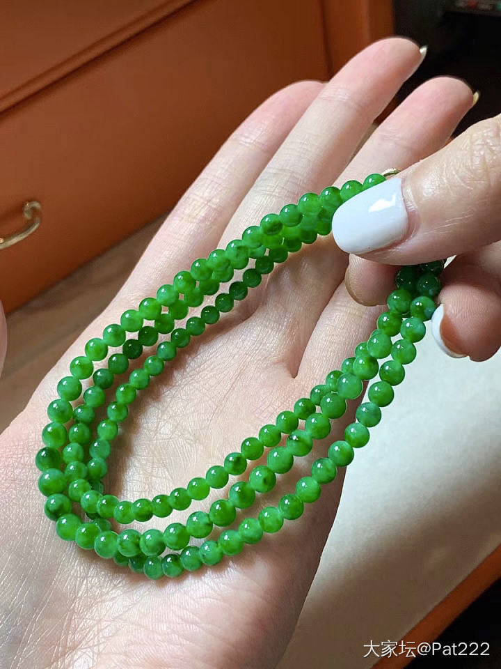 小而不失盈满，小米珠翡翠项链._翡翠