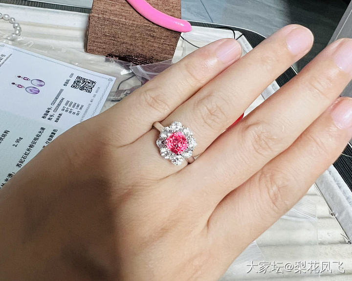 说说用培育钻的感受_彩色宝石