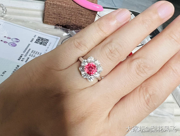 说说用培育钻的感受_彩色宝石
