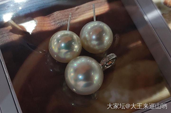 这里有个显眼包_有机宝石