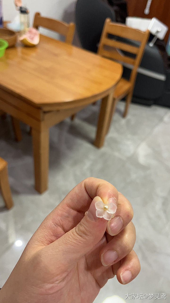 乐极生悲_水晶