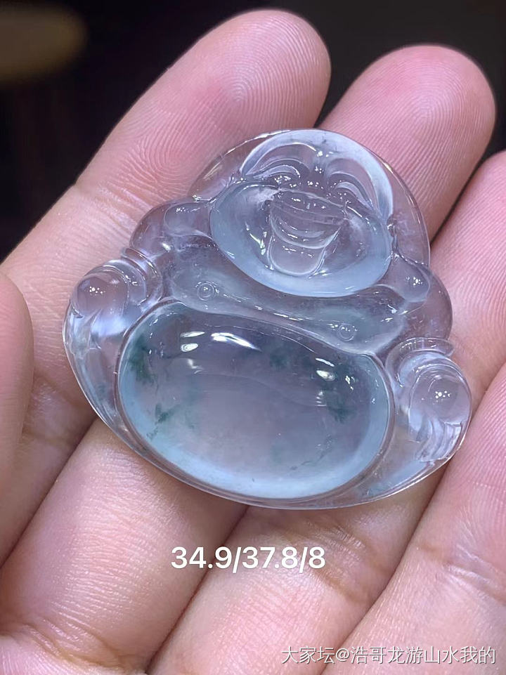 商家和主播的价格体系和坛子里价格体系迥然不同，四会的坐佛_网店商家翡翠