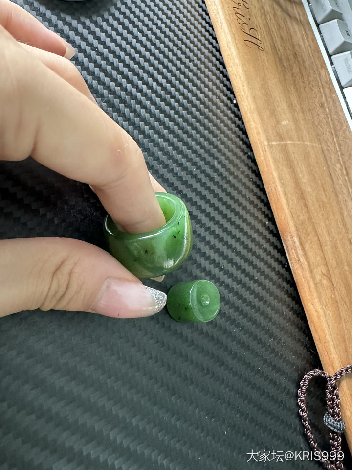 和田的坑怎么越入越深啦_碧玉和田玉