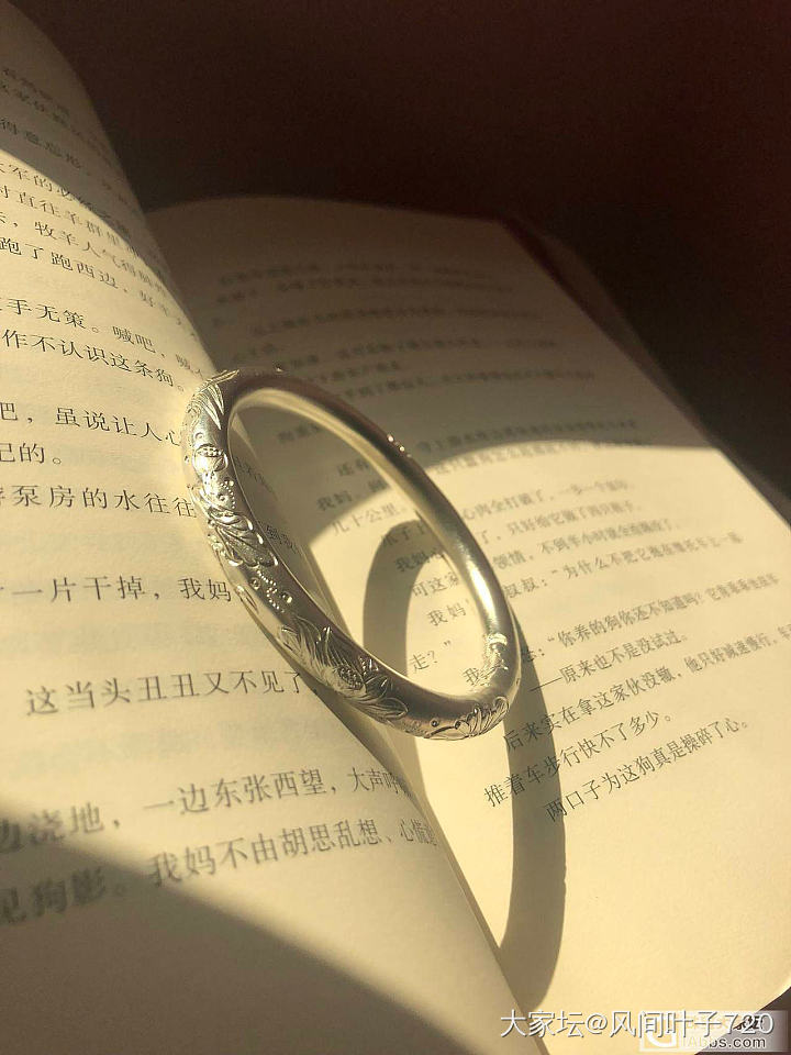 圆条雕花银镯好看的有哪些？_银