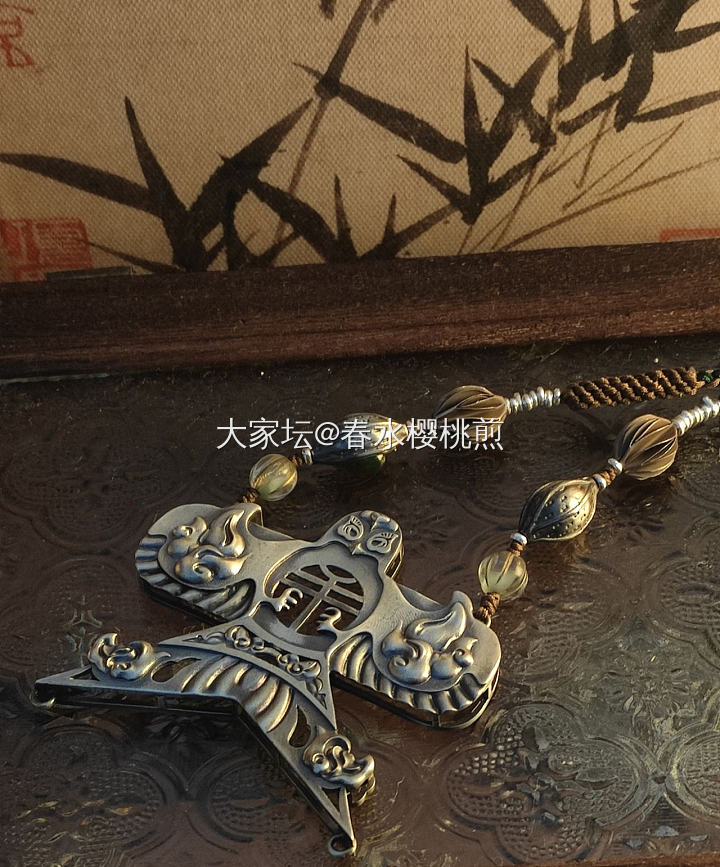 刚到手里的纸鸢长命锁_银