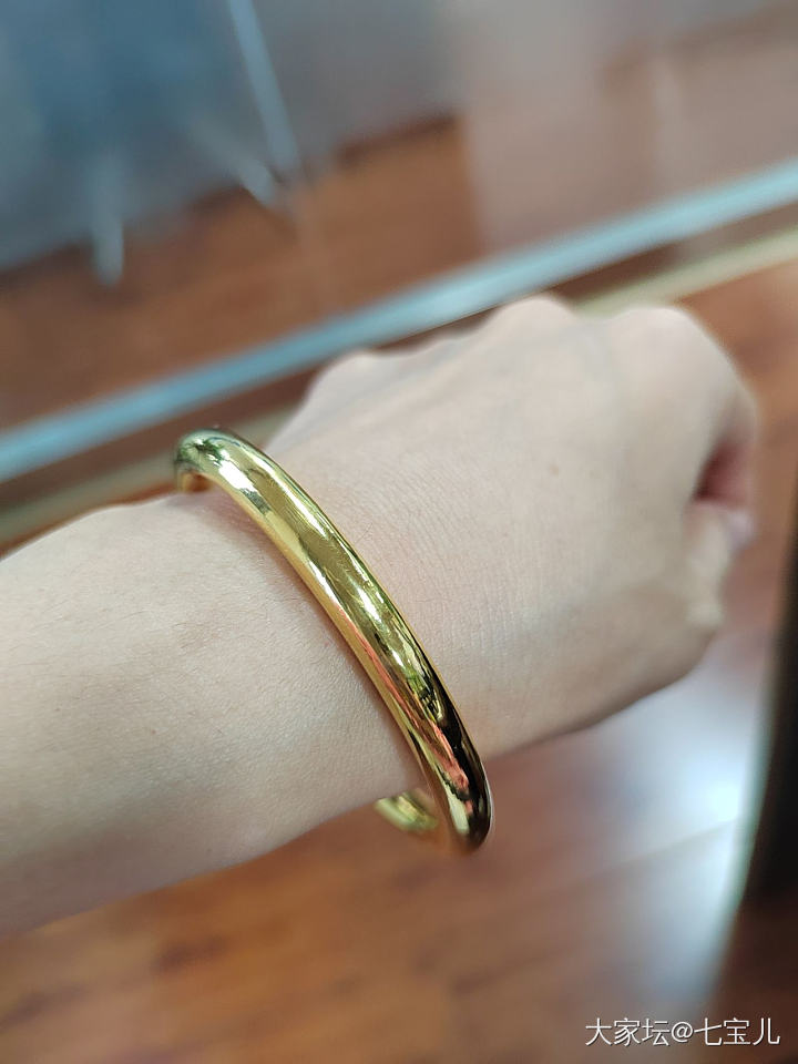 校长家换金归来_福利社手镯金