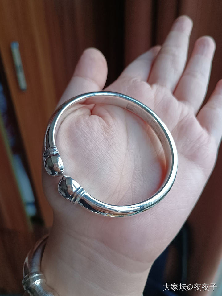 小唐哥的新玩意_手镯银