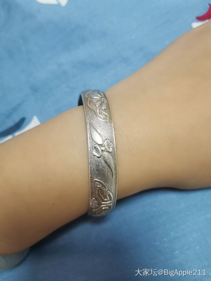 一些氧化痕迹_银