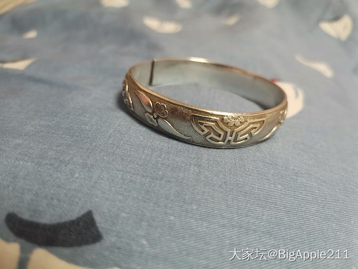 银镯，这是什么图案？_手镯银
