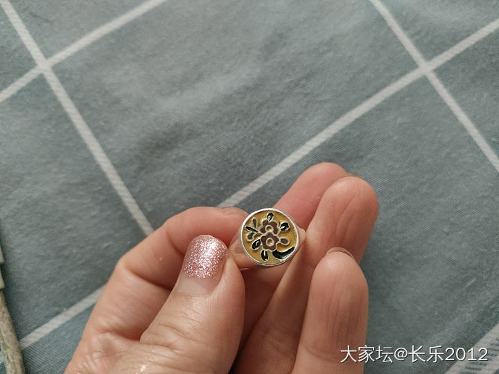 瞬间洗白_戒指银