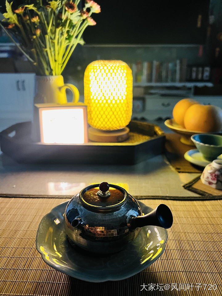 宝子们，请晒出你们认为好看的胸针吧。_翡翠和田玉银金