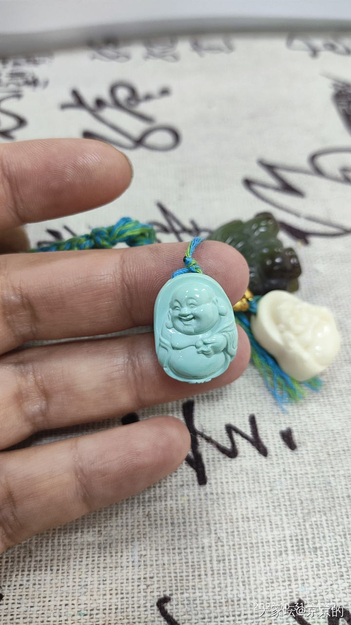 这颗雾霾蓝颜色好绝啊_松石