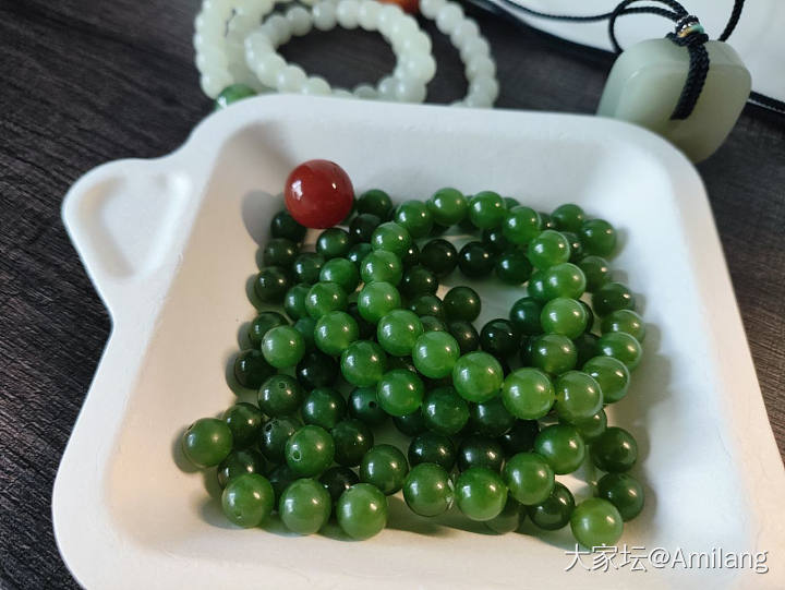 想看看你们的碧玉108都是怎么搭配的_碧玉和田玉