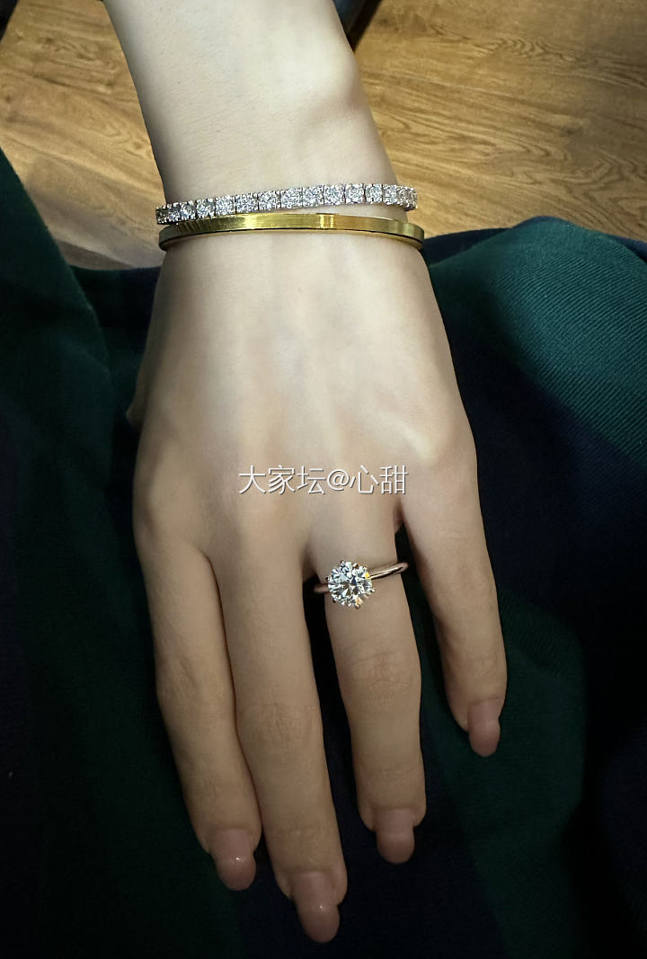 已婚妇女装备打卡_戒指钻石