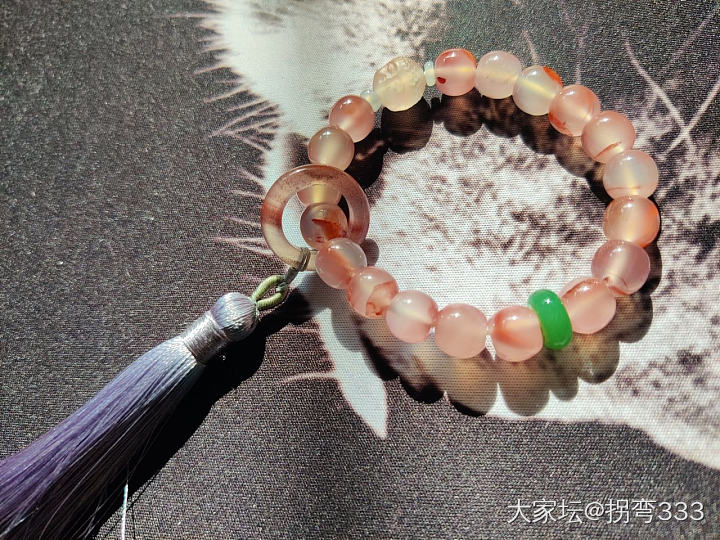 有小伙伴喜欢冰飘吗？记录刚入手一串，回来看怎么样_玉髓玛瑙南红