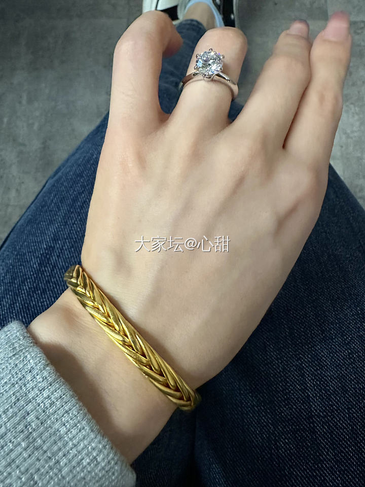 冬天下雨时，热奶茶配黄金最宜。半E半I 人的碎碎念。_金