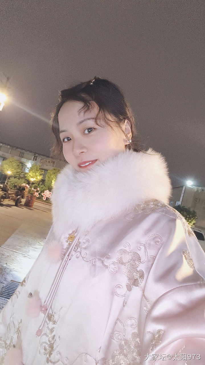 冻死了，，，_穿搭